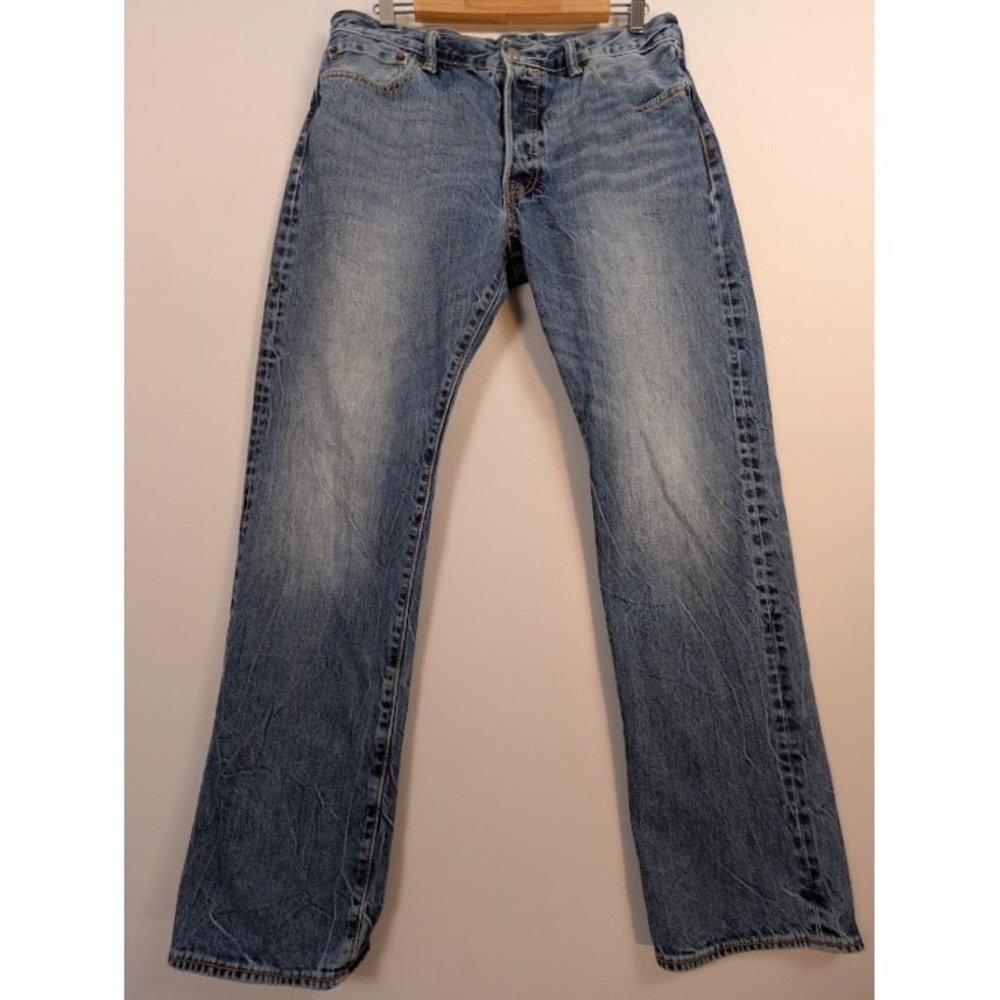 Levi's 501 Premium Jeans Mens 34x30.5 Crinkle Distressed Blue Real Leather Patch